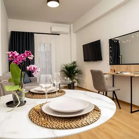 Zeus Executive Apartament *