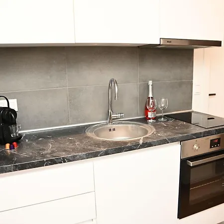 Zeus Executive Apartament Salonic